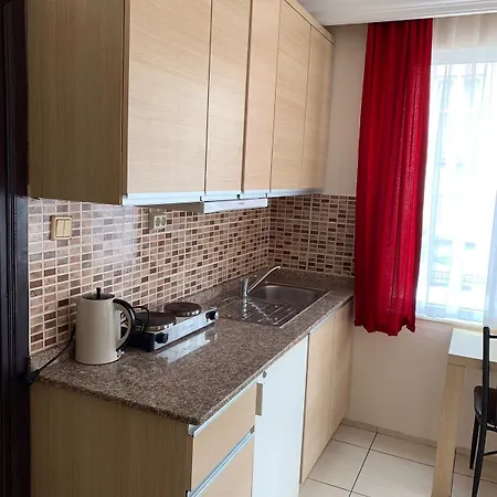 House 1 公寓式酒店 3*