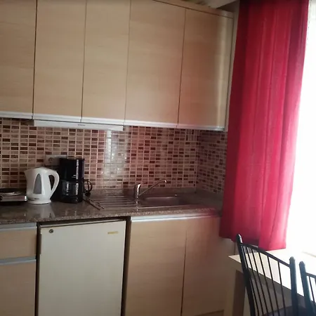 House 1 公寓式酒店 阿拉尼亚