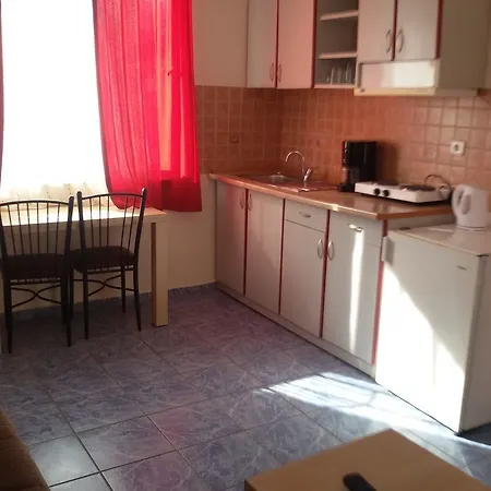 公寓式酒店 House 1