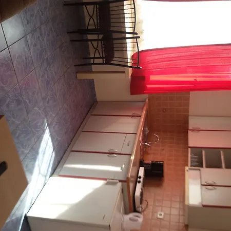 公寓式酒店 House 1 3*