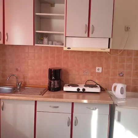 House 1 Lejlighedshotel 3*