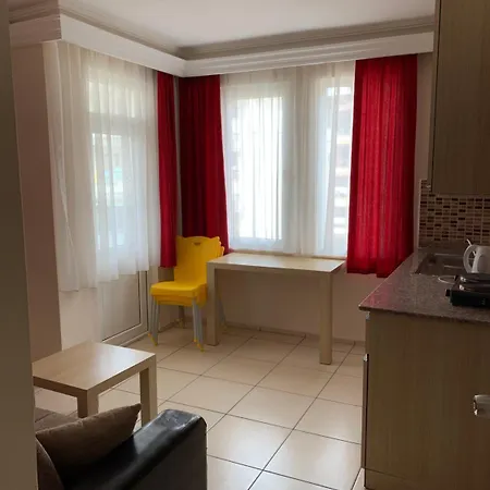 Aparthotel House 1 3*