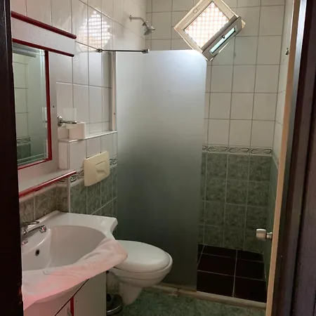 Aparthotel House 1 3*